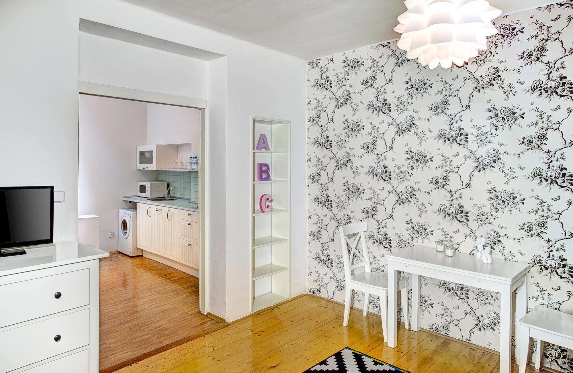 Abc Suites Praga Zewnętrze zdjęcie